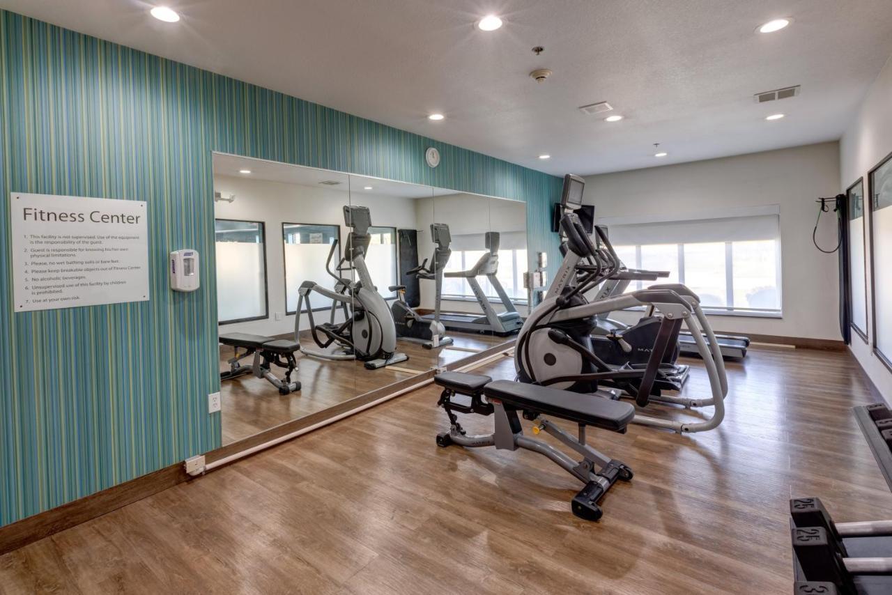 Holiday Inn Express Hotel & Suites Shelbyville By Ihg Екстериор снимка