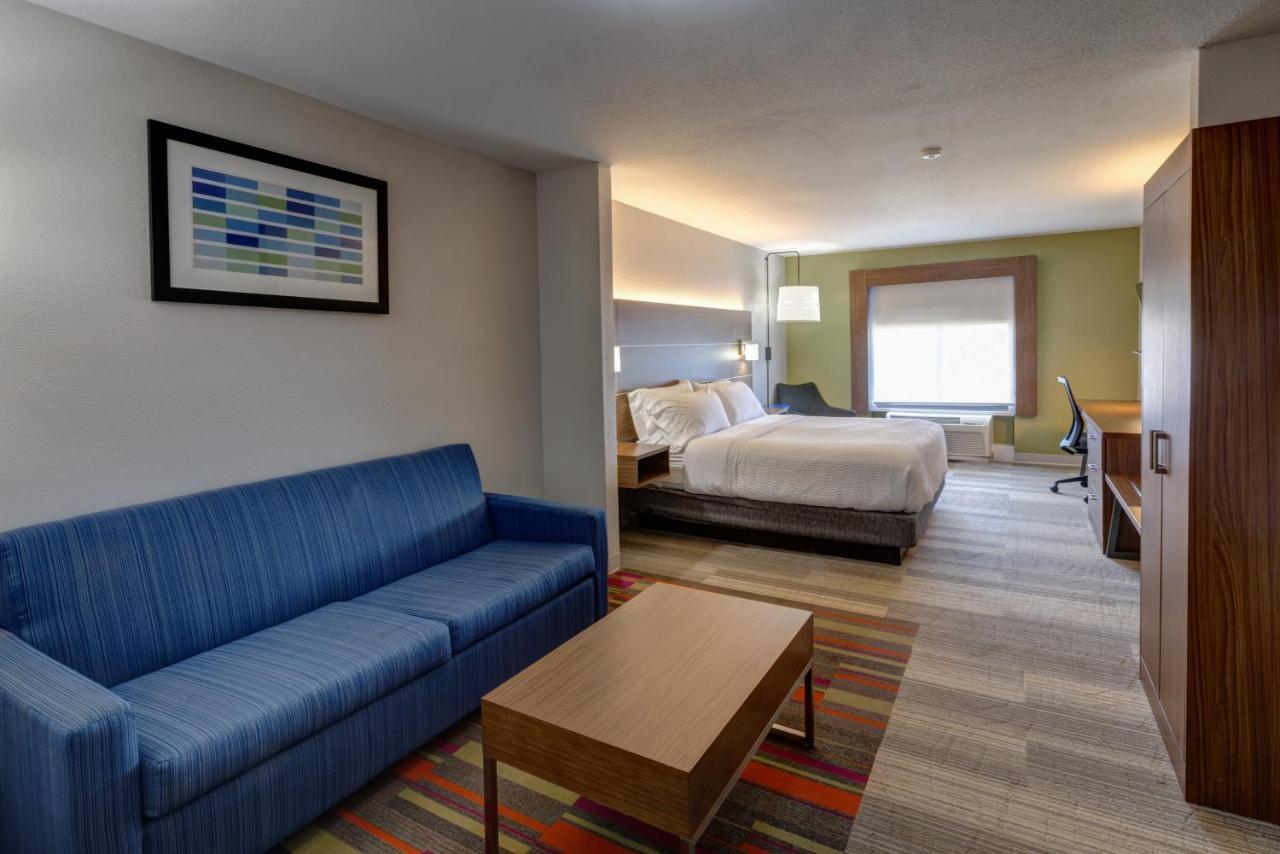 Holiday Inn Express Hotel & Suites Shelbyville By Ihg Екстериор снимка