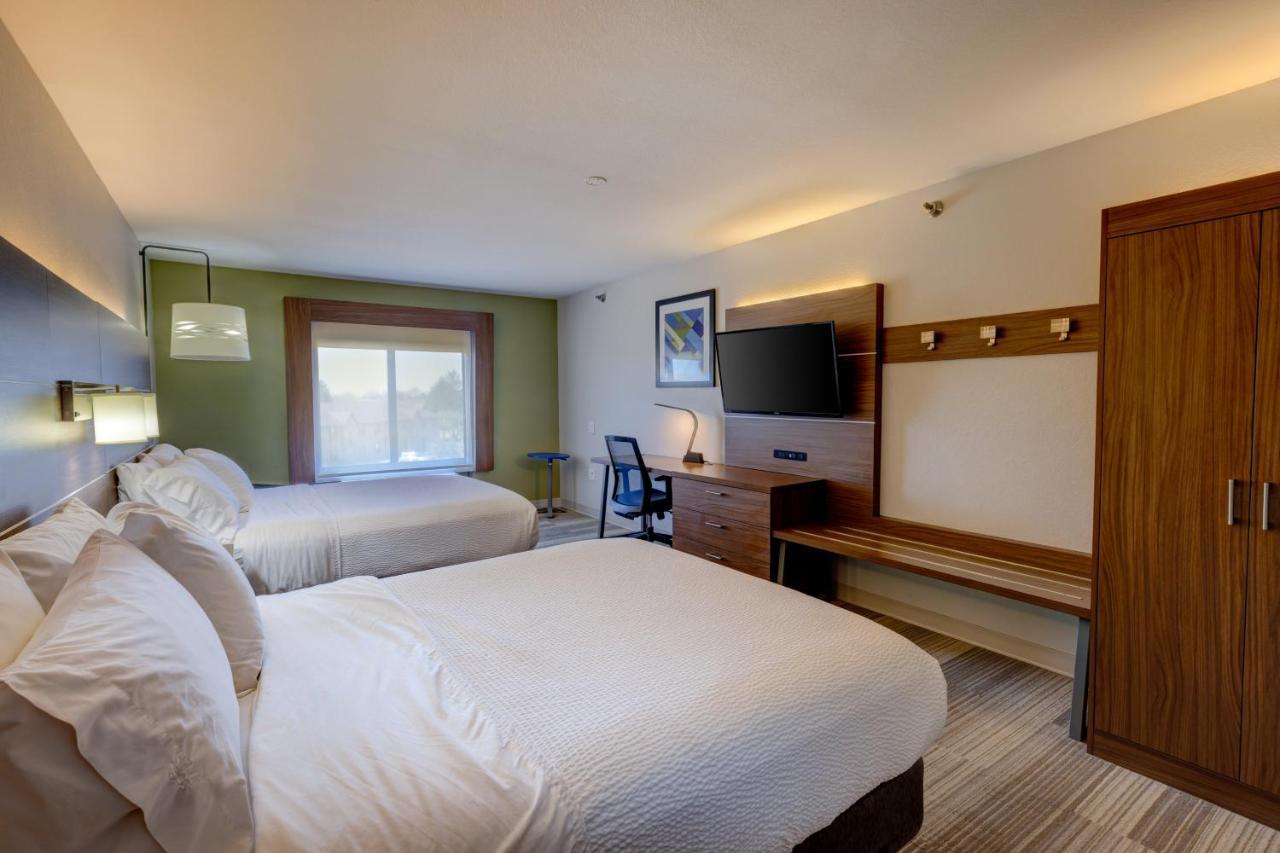 Holiday Inn Express Hotel & Suites Shelbyville By Ihg Екстериор снимка
