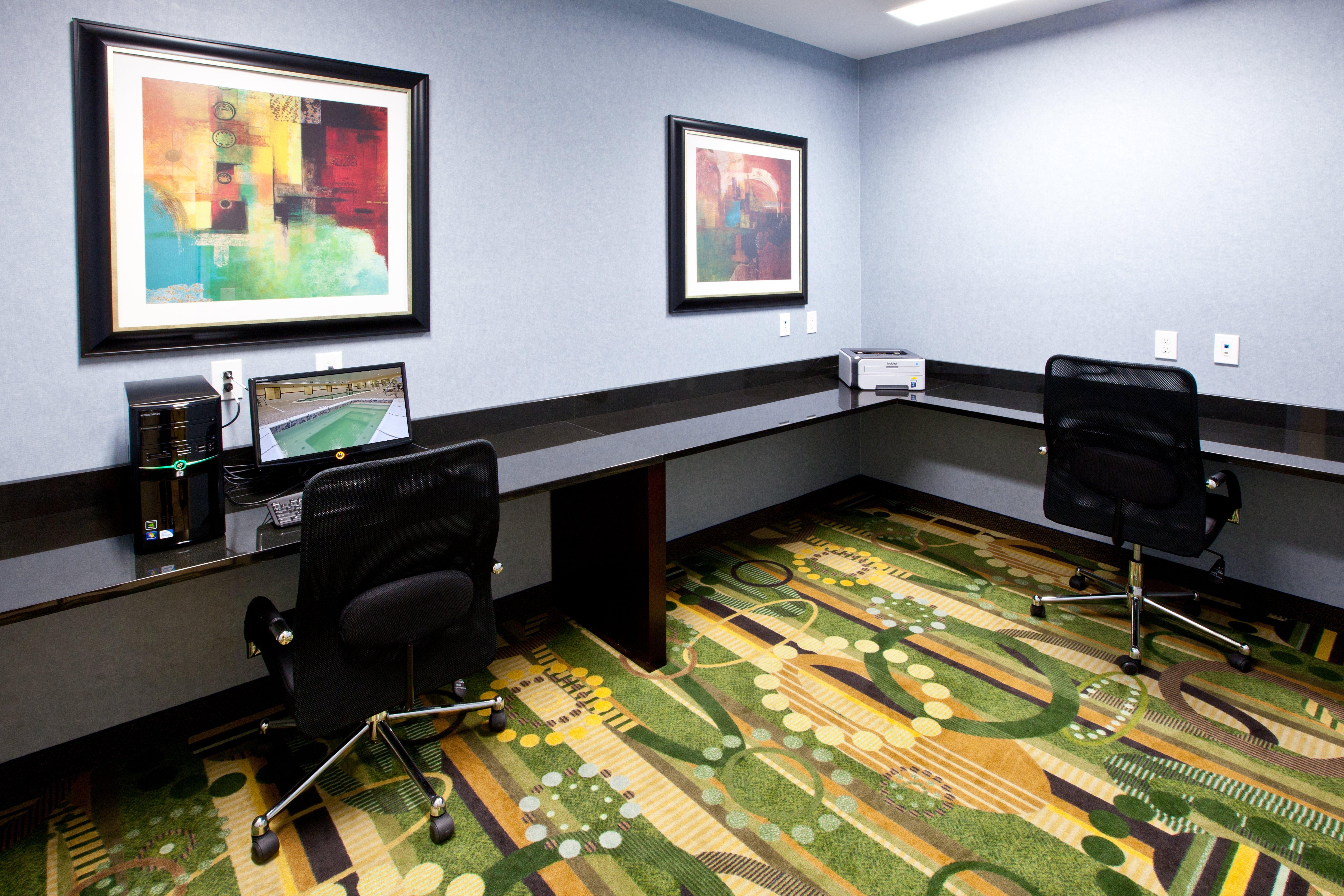 Holiday Inn Express Hotel & Suites Shelbyville By Ihg Екстериор снимка