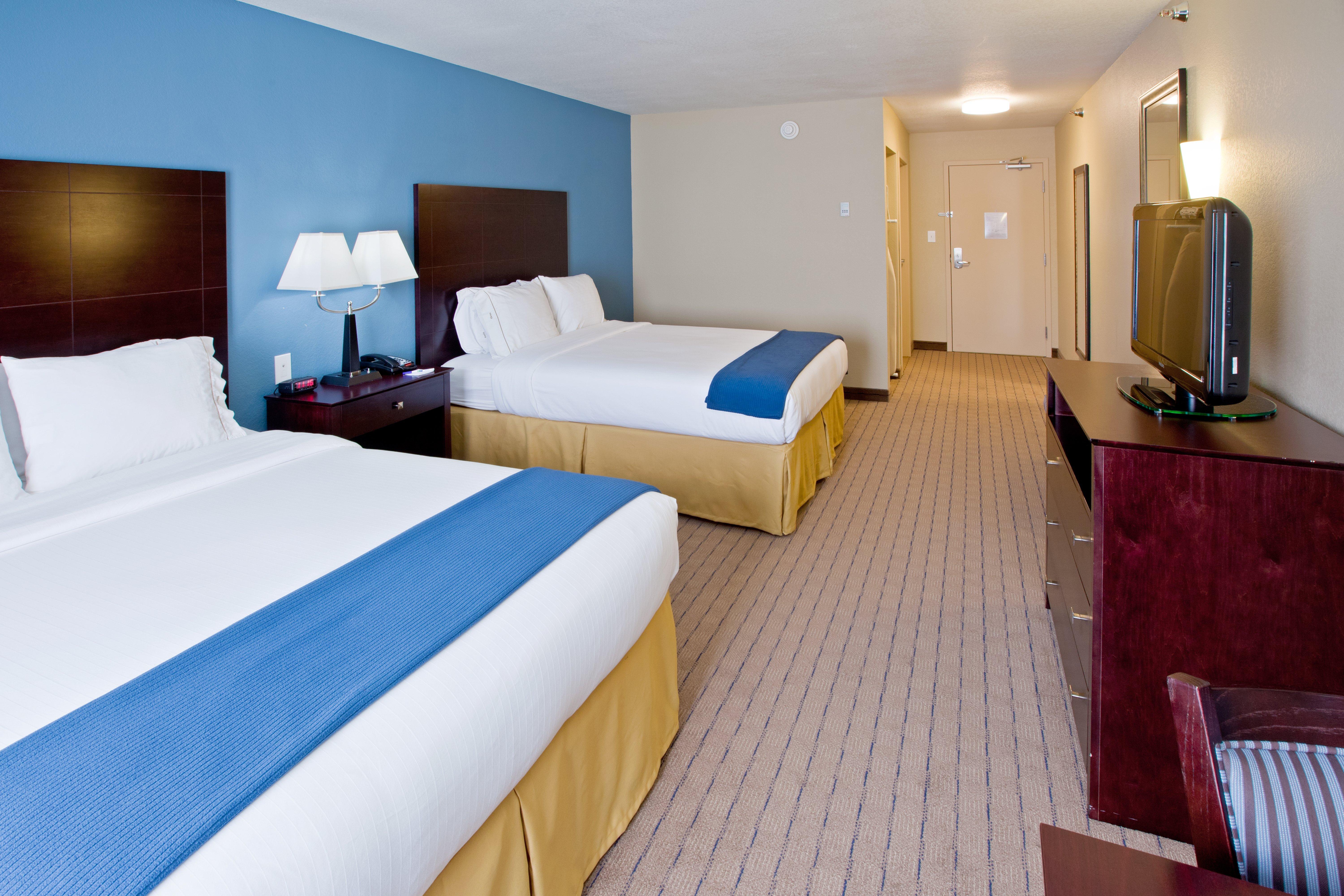 Holiday Inn Express Hotel & Suites Shelbyville By Ihg Екстериор снимка